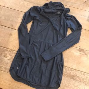 Athleta grey pullover XXS